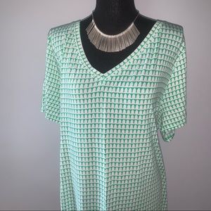 3 for $20 LuLaRoe Christy Tee; super soft and stretchy.